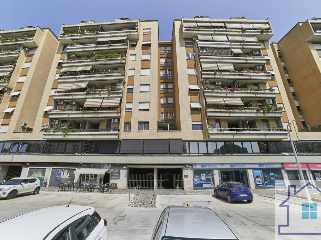 appartamento in vendita a Roma in zona Cinecittà