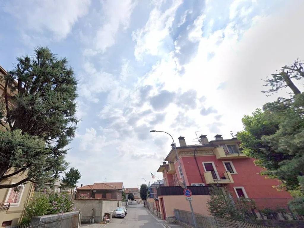 immagine annuncio 2 di 4