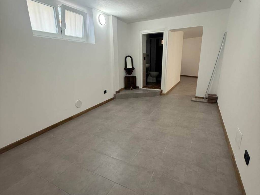 ufficio in affitto a Firenze in zona Isolotto