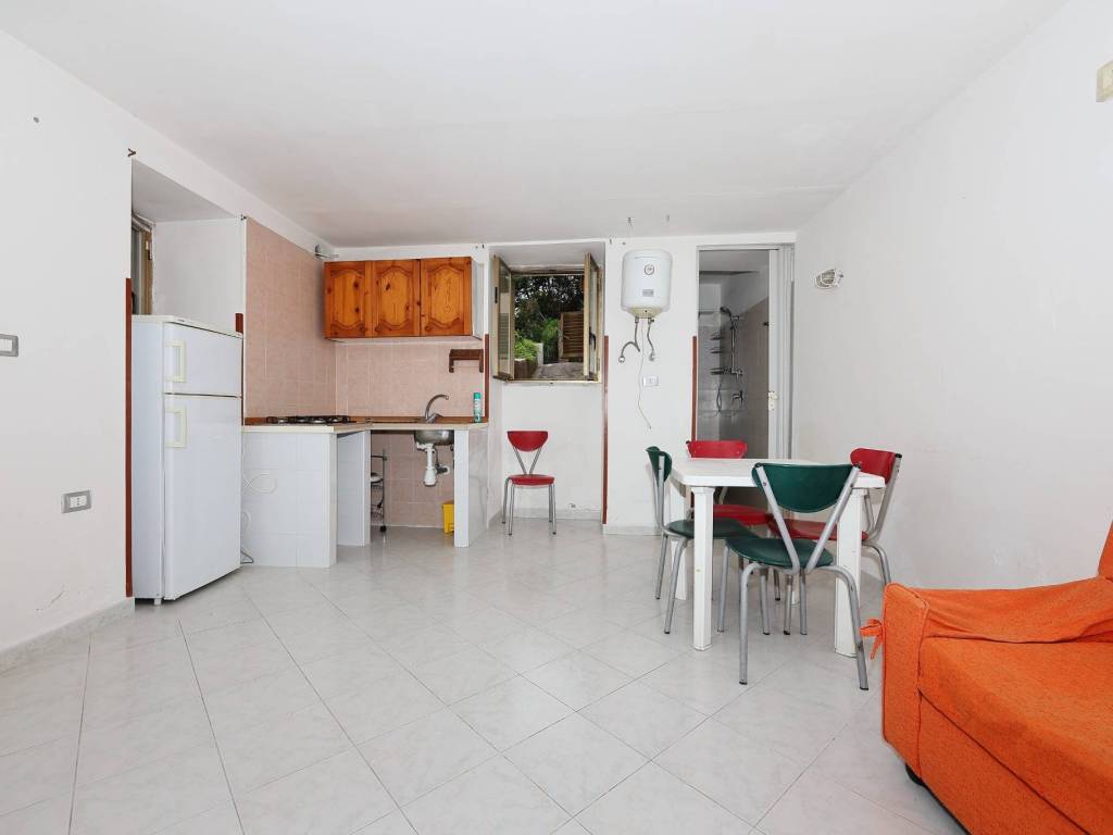 appartamento in vendita a Cava de' Tirreni in zona Pregiato