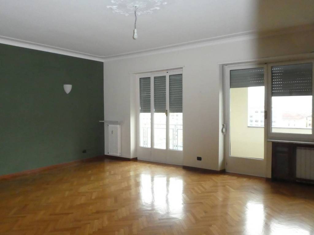 appartamento in affitto a Torino in zona Cit Turin