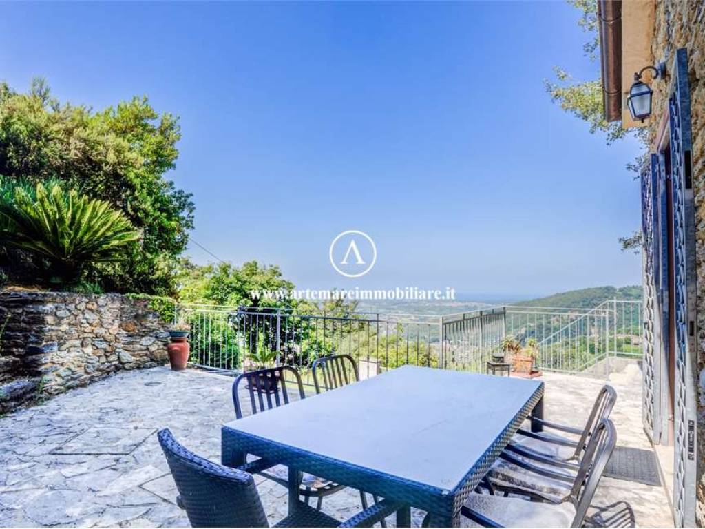 casa indipendente in vendita a Pietrasanta
