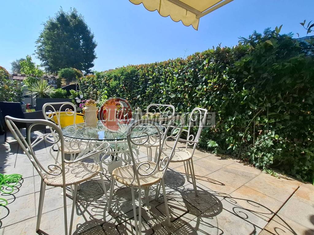 casa indipendente in vendita a Borgo San Lorenzo in zona Casaglia