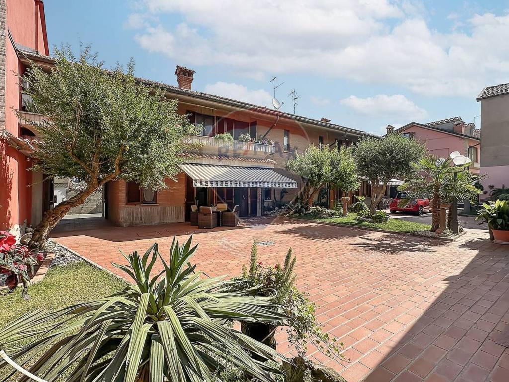 immagine annuncio 1 di 5