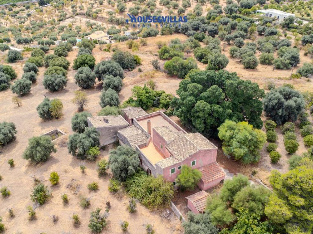 casa indipendente in vendita a Noto