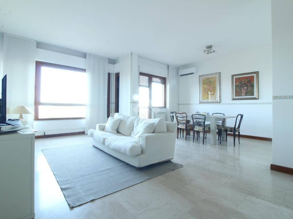 appartamento in affitto a Pescara in zona Centro Città