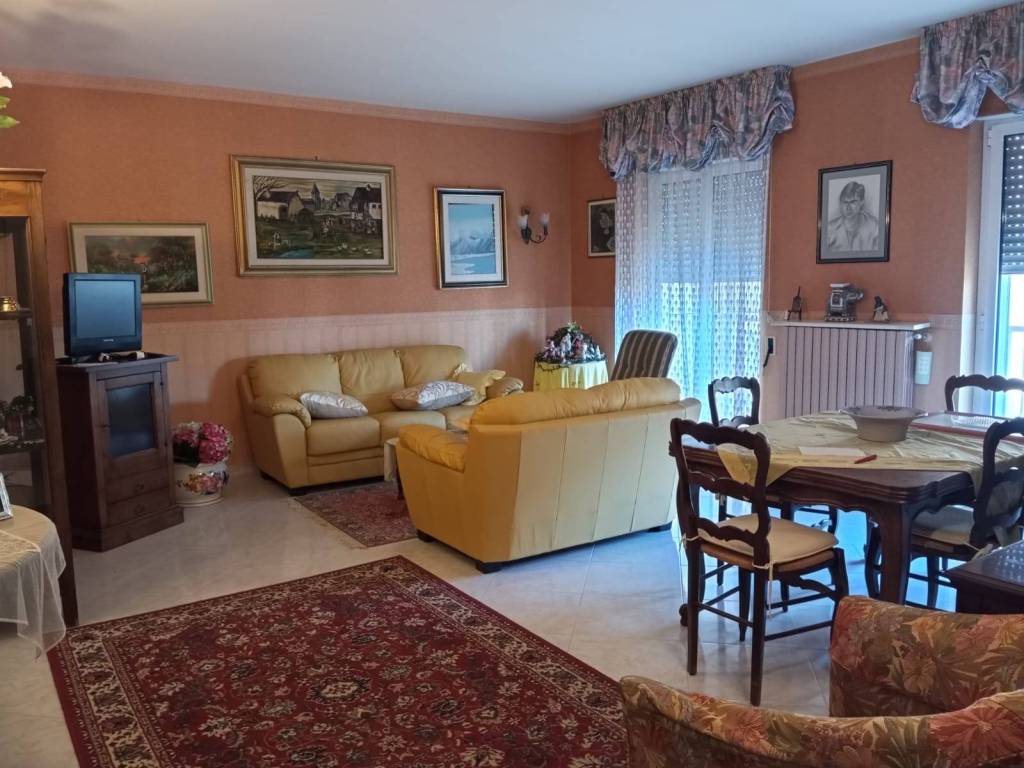 immagine annuncio 2 di 5