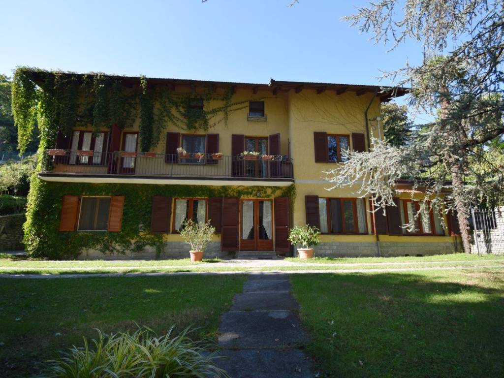 casa indipendente in vendita a Pinerolo