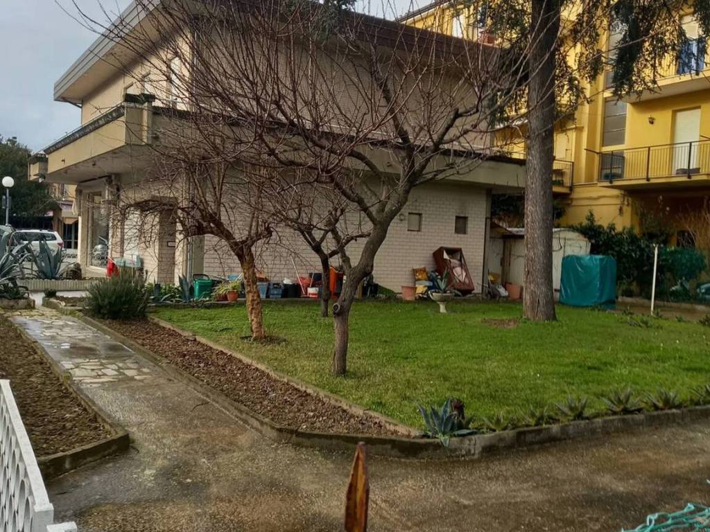 immagine annuncio 1 di 4