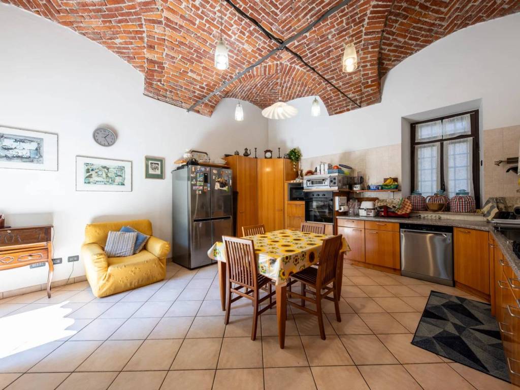 casa indipendente in vendita a Grugliasco