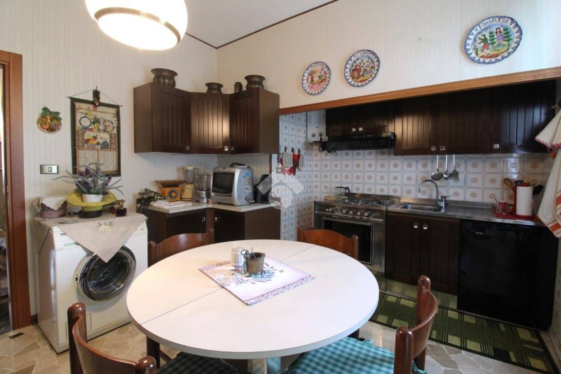 Quadrilocale via Cesare Cecchini 20, Mestre, Venezia - Photo 9