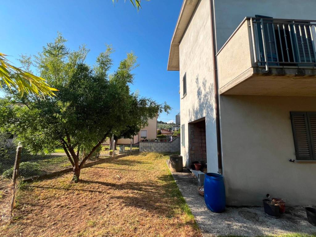 casa indipendente in vendita a Buti in zona La croce