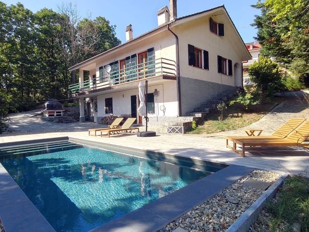 casa indipendente in vendita a Ponzone in zona Moretti