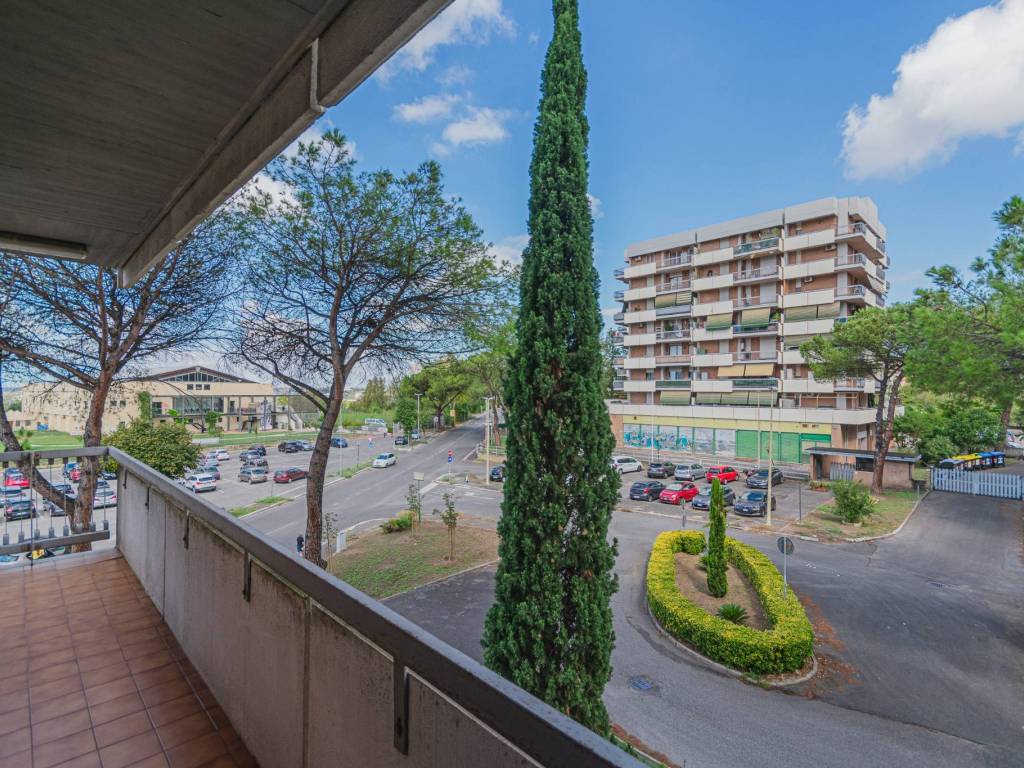 appartamento in vendita a Roma in zona Torrino