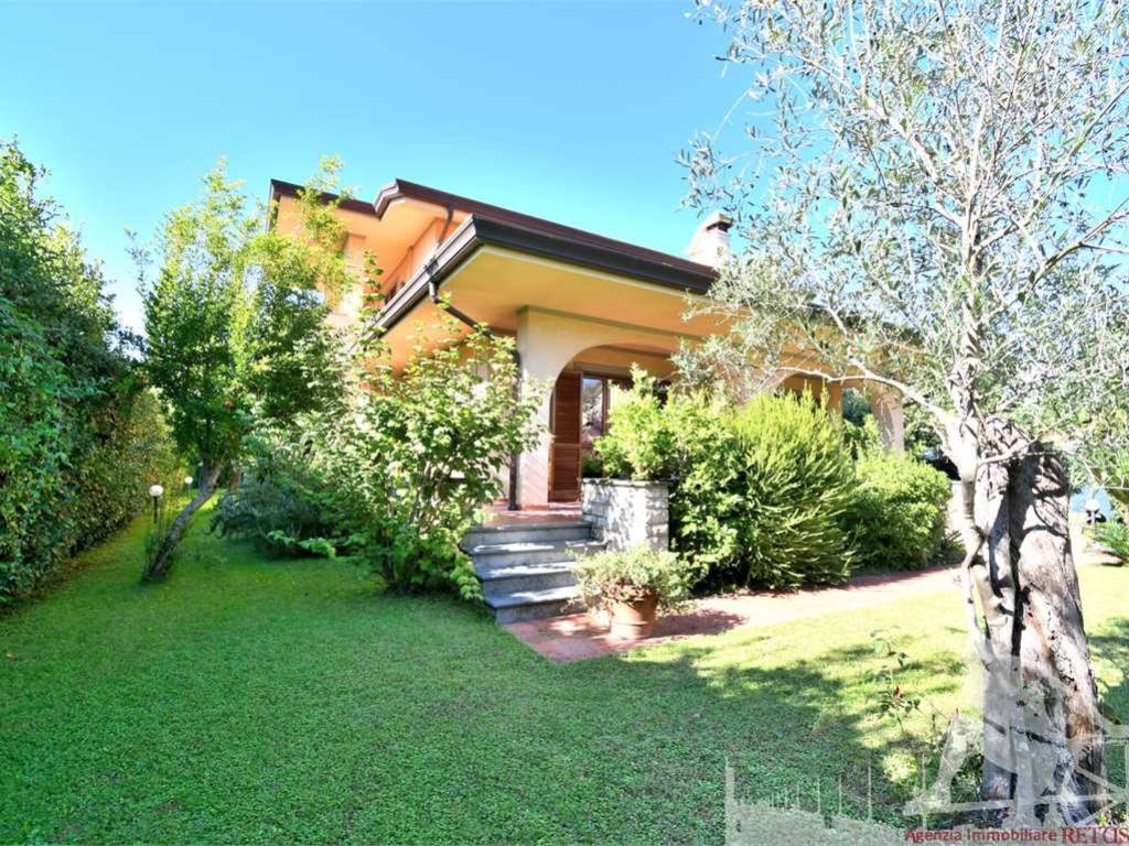 casa indipendente in affitto a Forte dei Marmi