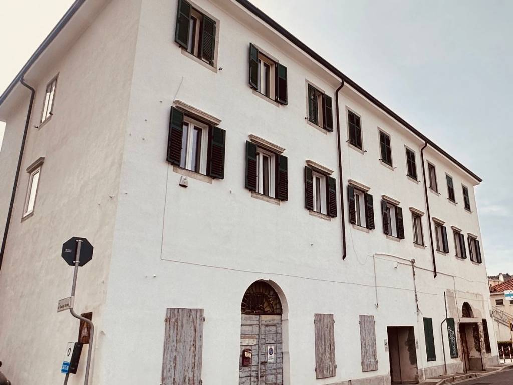 immagine annuncio 2 di 4