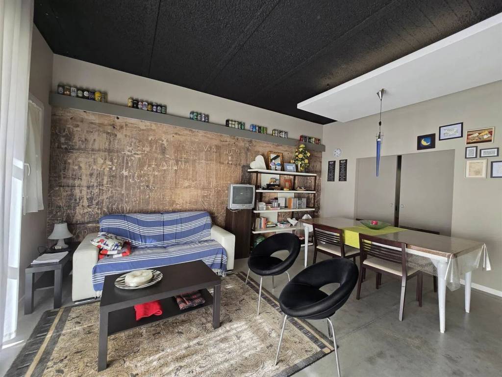 ufficio in vendita a Follonica