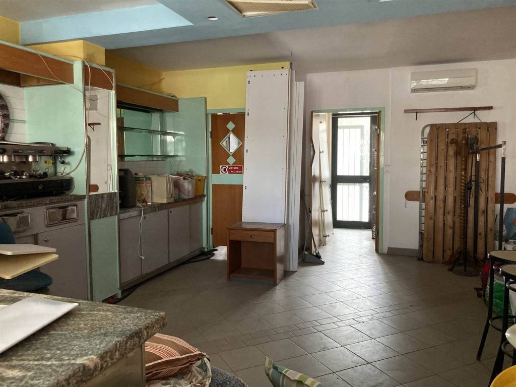 casa indipendente in vendita a Viareggio in zona Torre del Lago