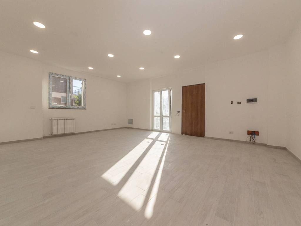 appartamento in vendita a Roma in zona Torre Gaia