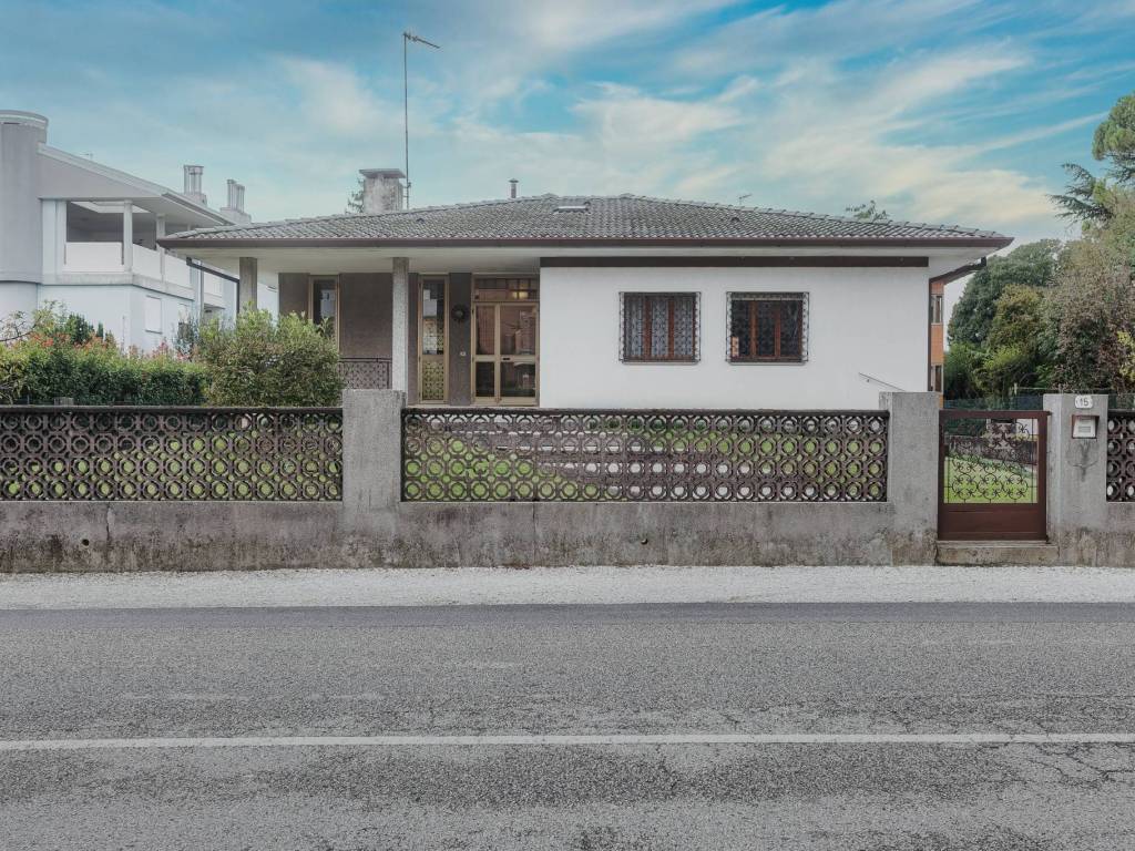 casa indipendente in vendita ad Udine
