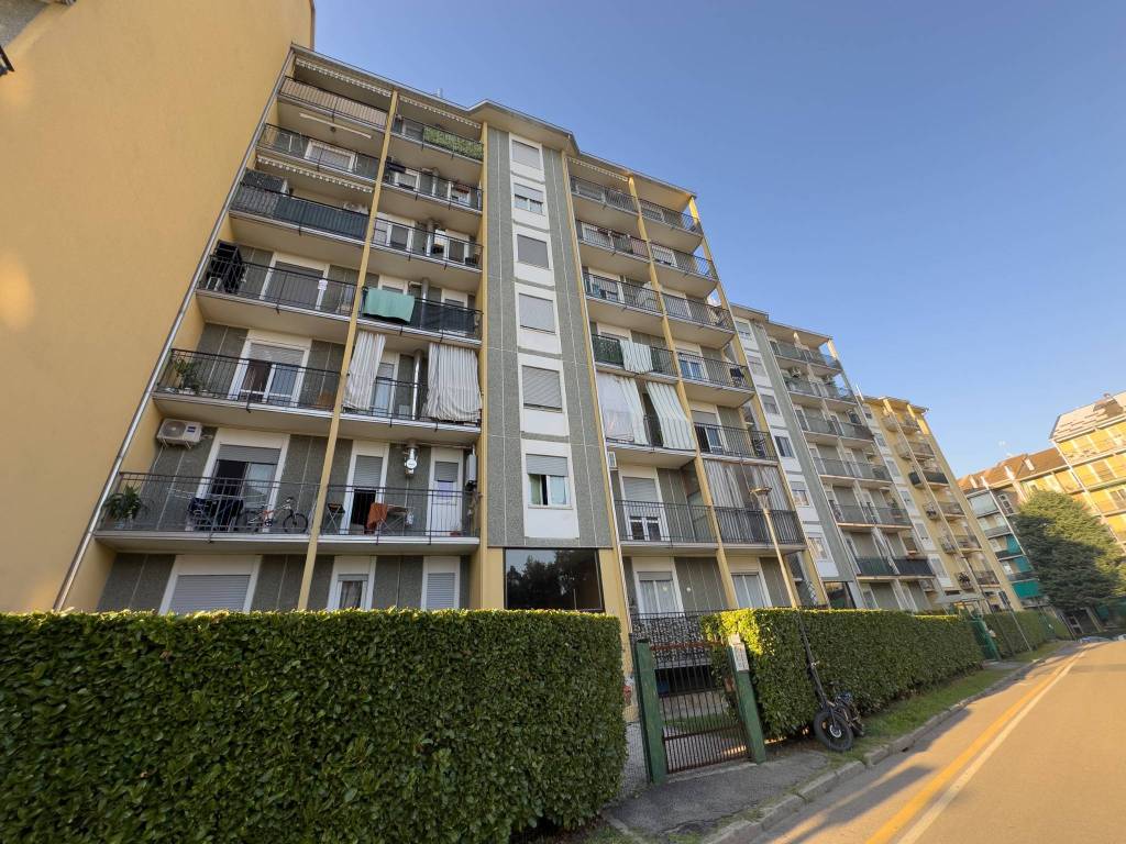 appartamento in vendita a Limbiate