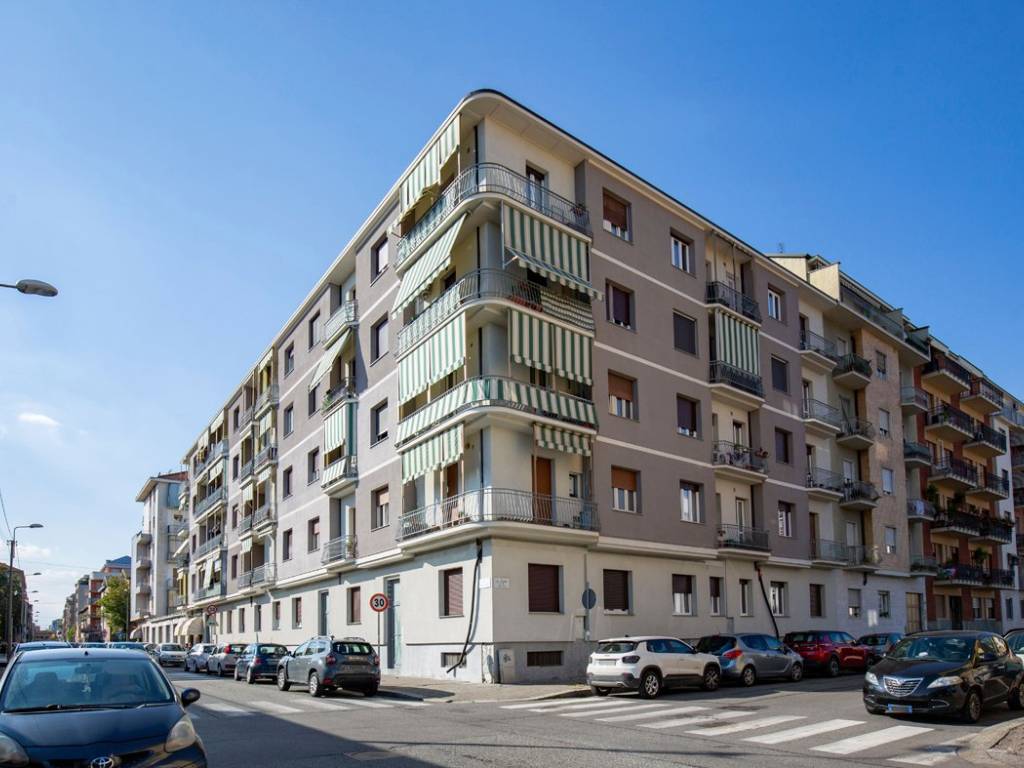 appartamento in vendita a Torino in zona Pozzo Strada