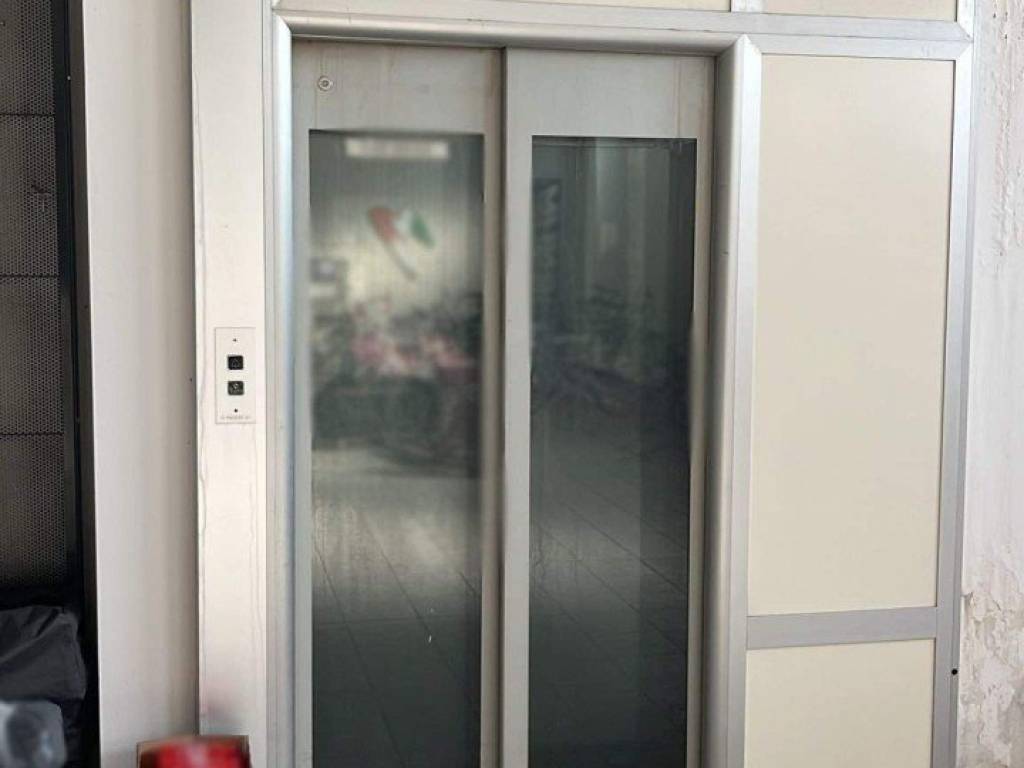 immagine annuncio 1 di 4