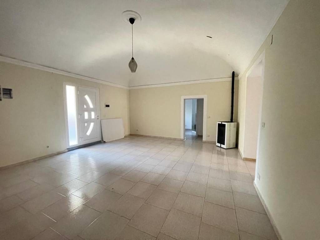 casa indipendente in vendita a Tremestieri Etneo