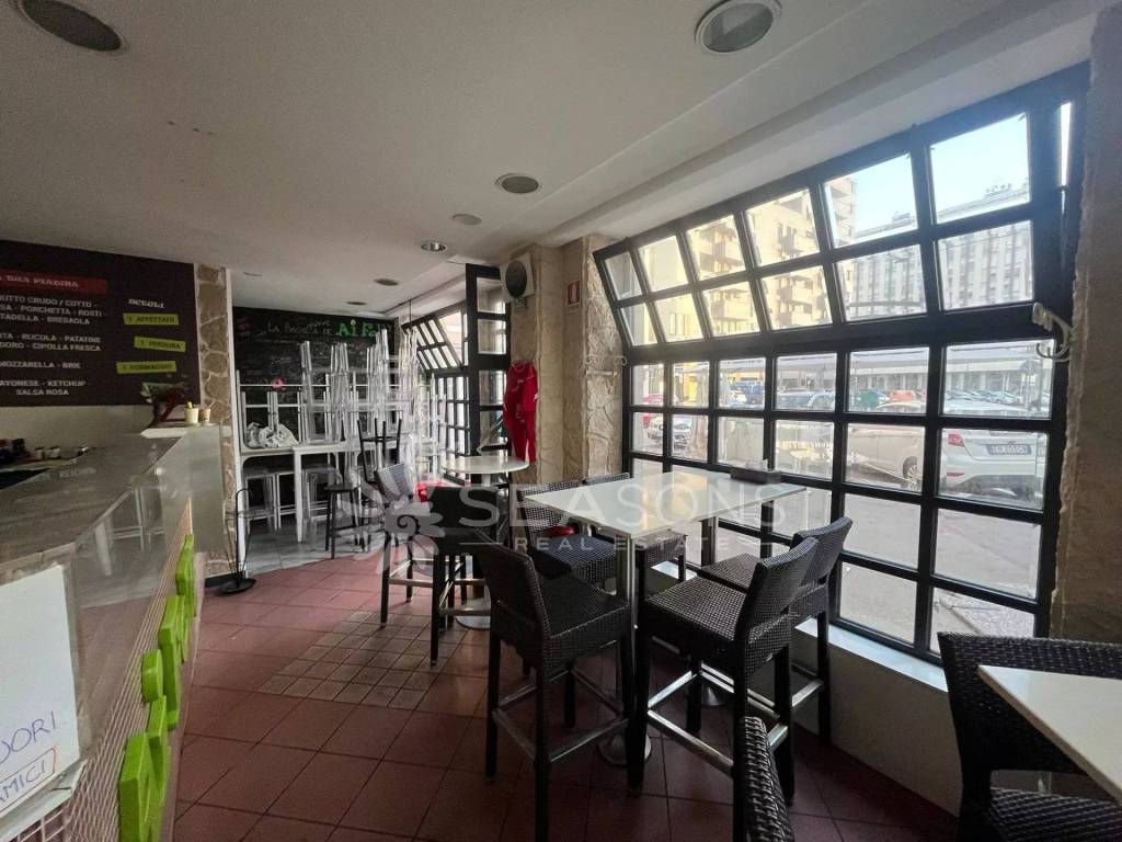 negozio in vendita a Venezia in zona Mestre