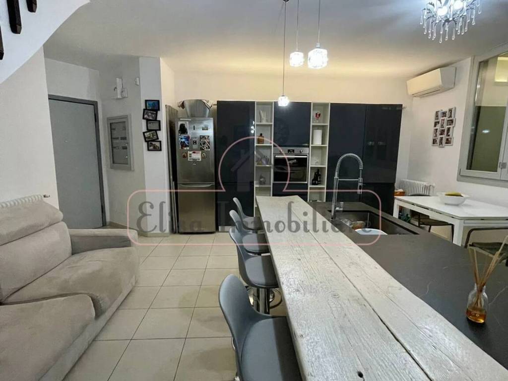 appartamento in vendita a Viareggio in zona Don Bosco