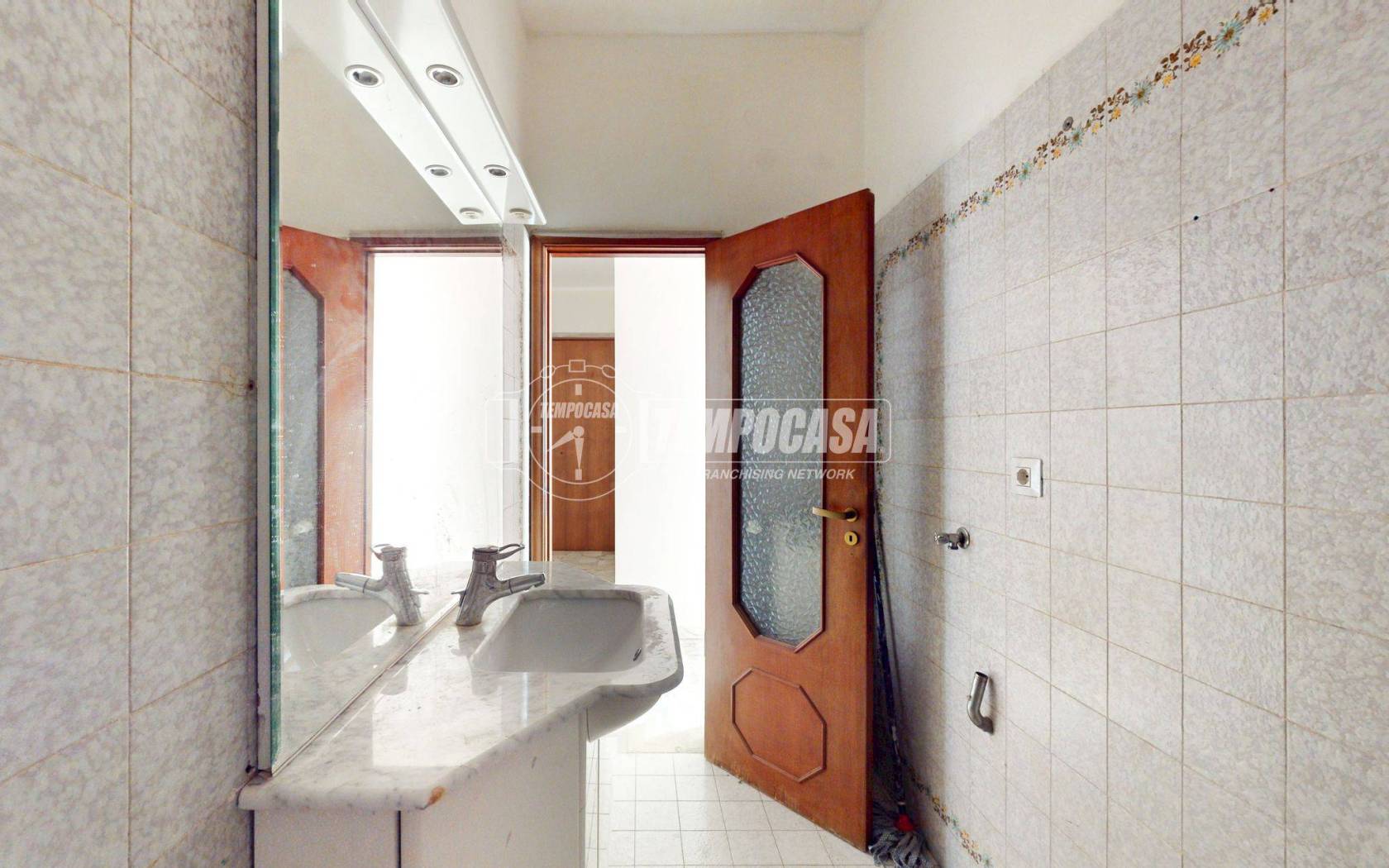 Trilocale via Privata Sanguineti 6, Parco Casale - Castello dei Sogni, Rapallo - Photo 9