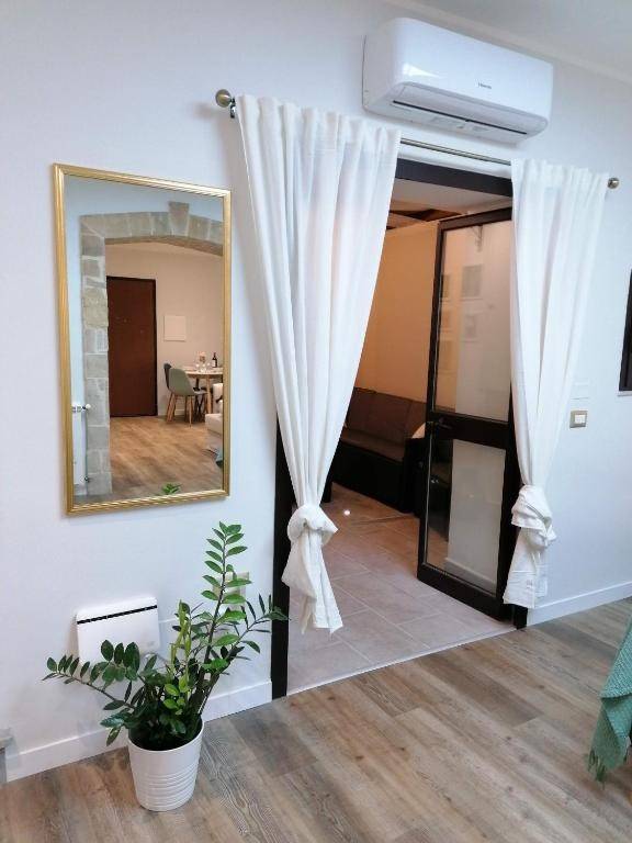 Trilocale via Ruggero Mastrangelo 17, Kalsa, Palermo - Photo 13