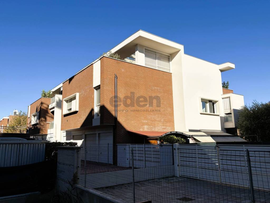 immagine annuncio 2 di 4