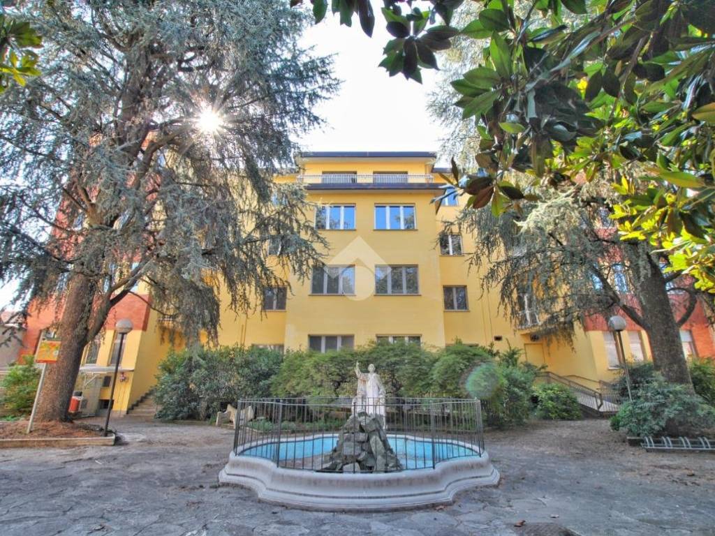 negozio in vendita a Livorno Ferraris