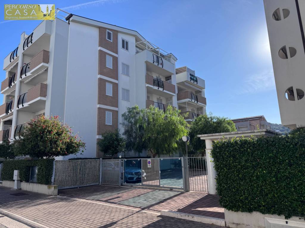 immagine annuncio 1 di 4