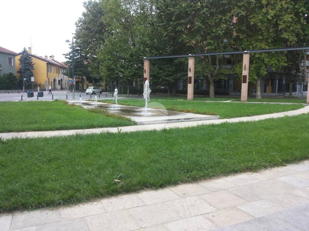 immagine annuncio 2 di 4