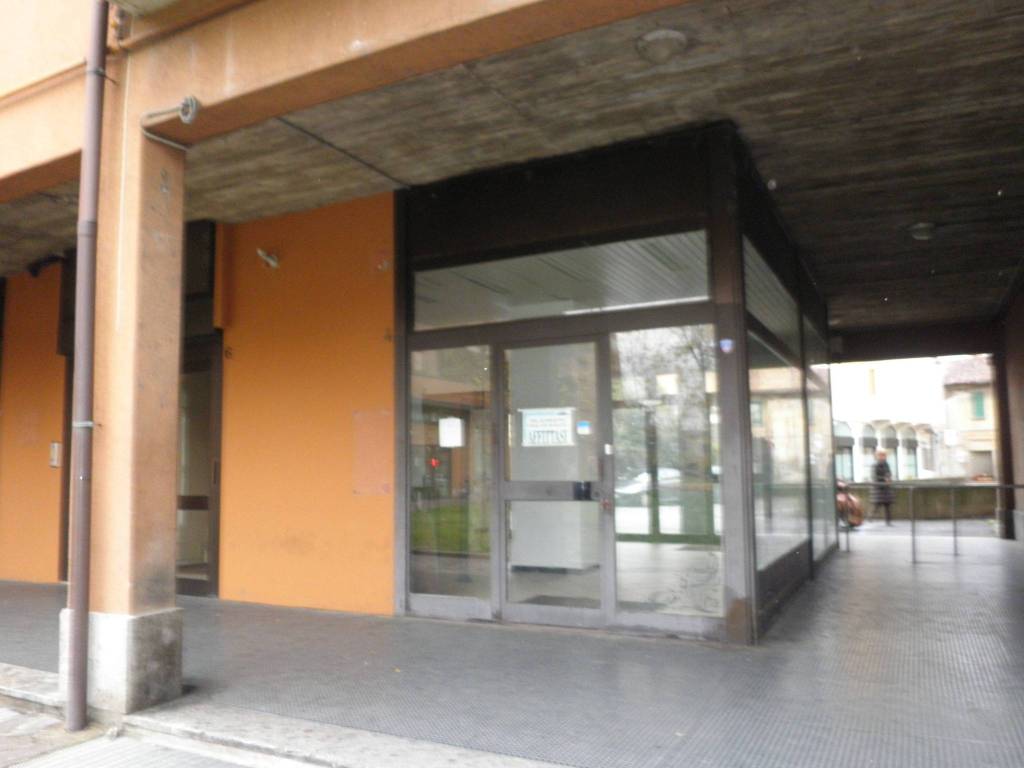 immagine annuncio 2 di 4