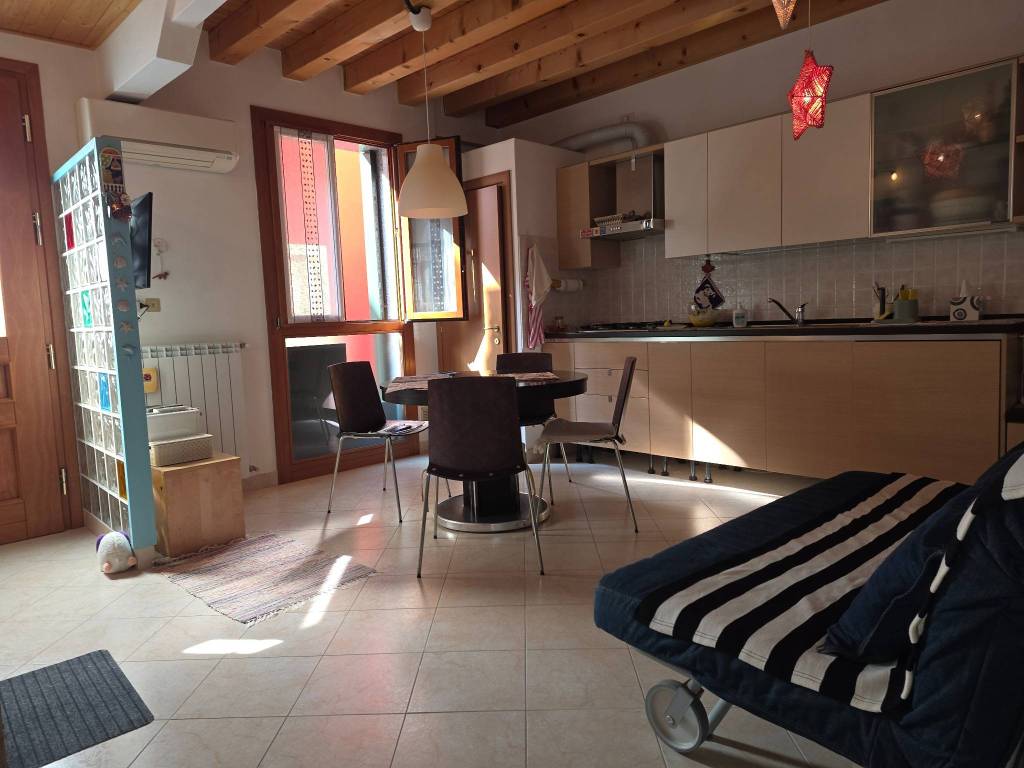 immagine annuncio 1 di 4