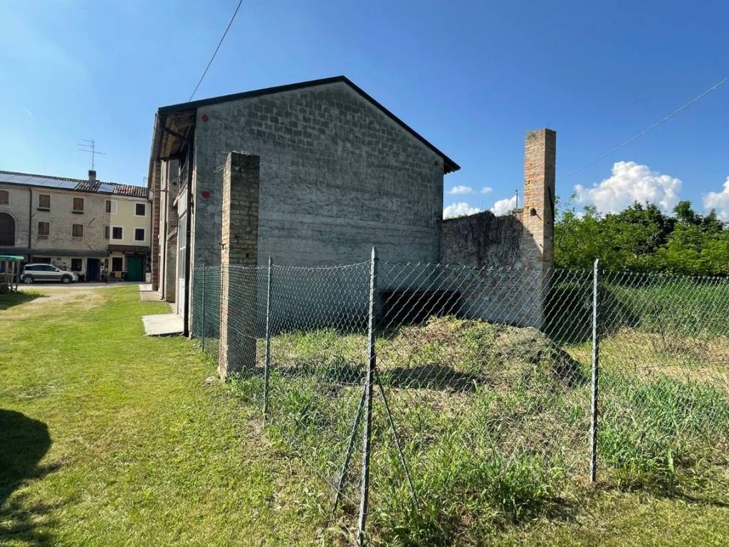 immagine annuncio 2 di 4