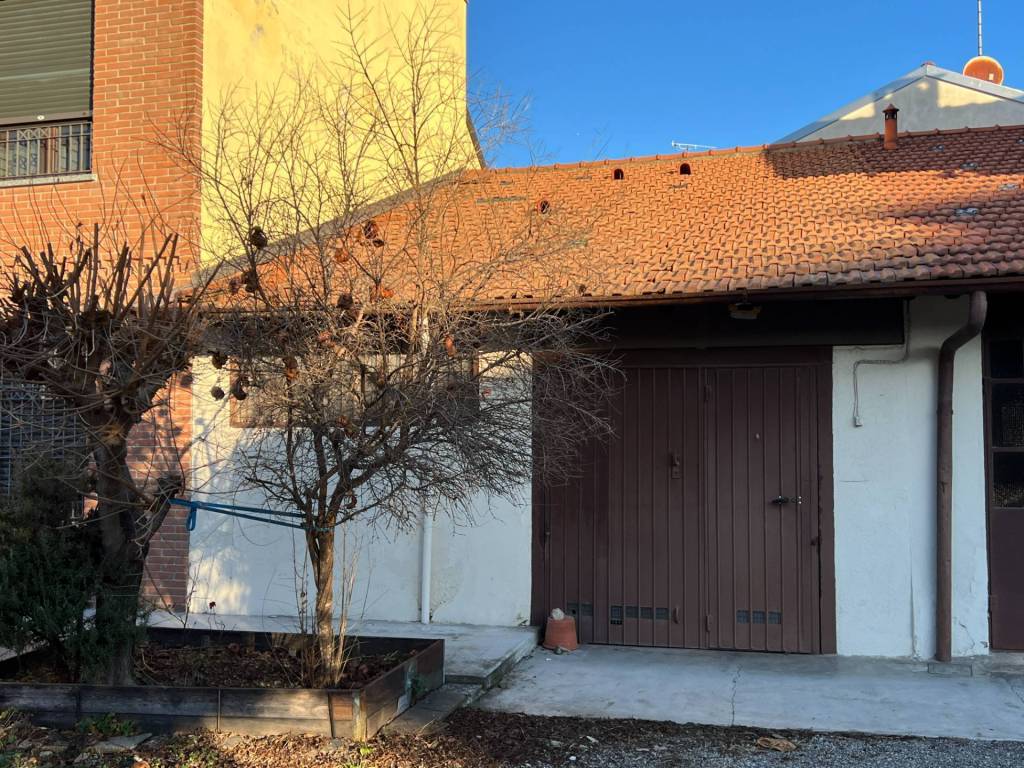 casa indipendente in affitto a Caronno Pertusella