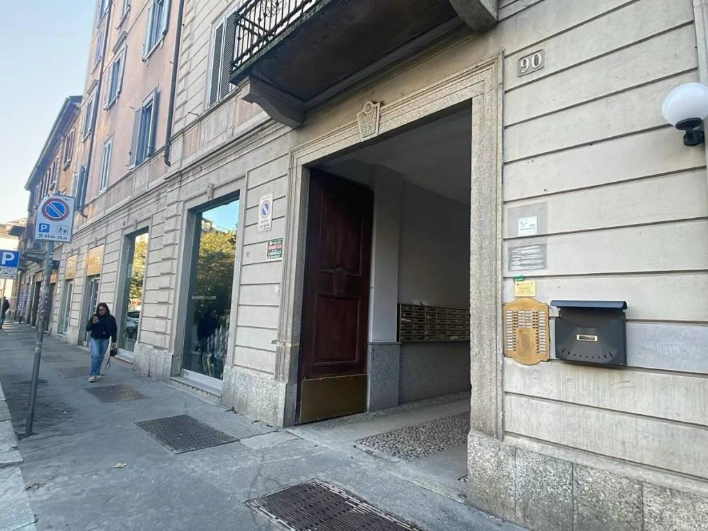 appartamento in affitto a Milano in zona Piazzale Lodi
