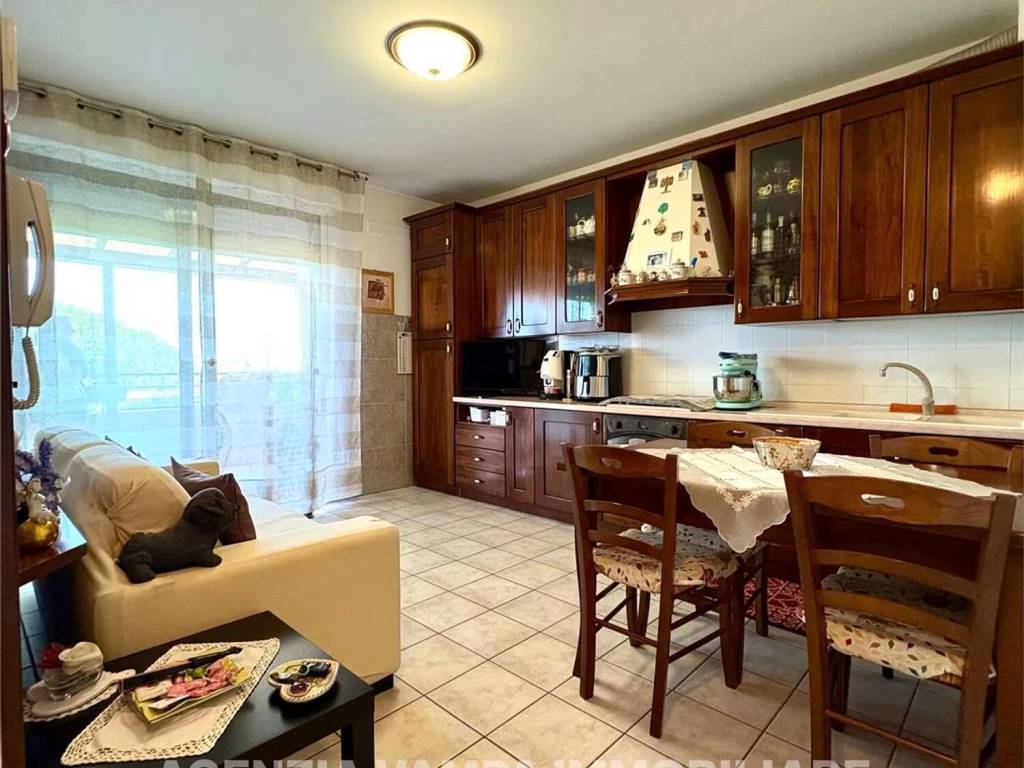 immagine annuncio 1 di 4