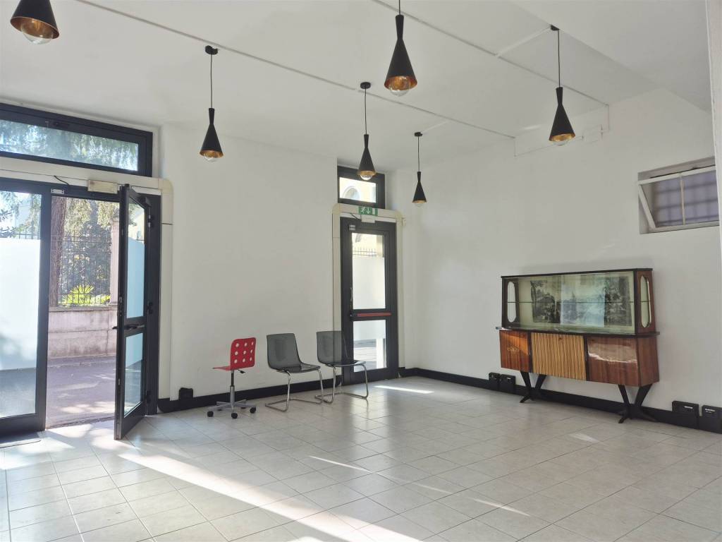 negozio in affitto a Brescia in zona Centro Storico