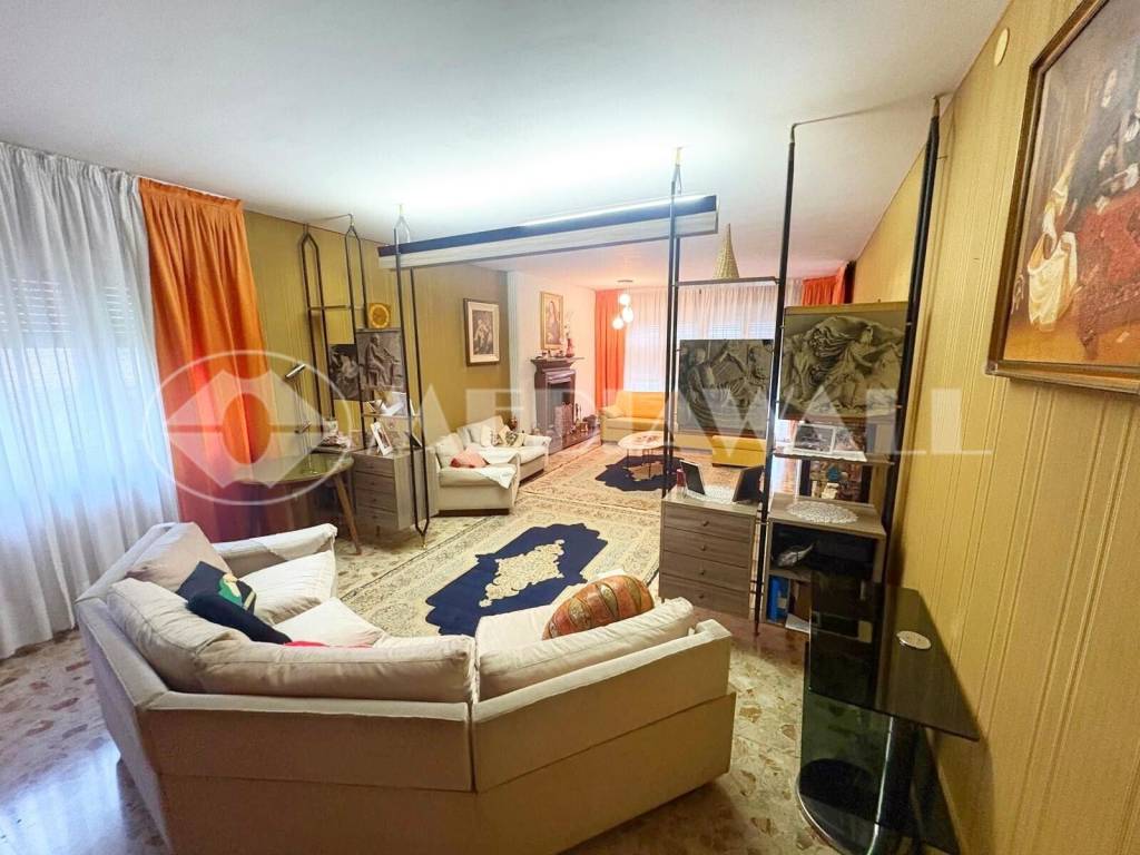 casa indipendente in vendita a Maniago