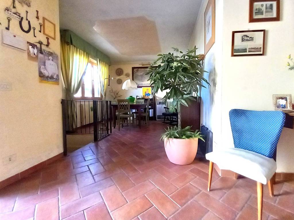 appartamento in vendita a Castagneto Carducci in zona Donoratico