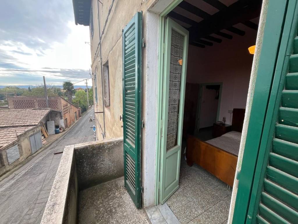 appartamento in vendita a Palaia in zona Montefoscoli