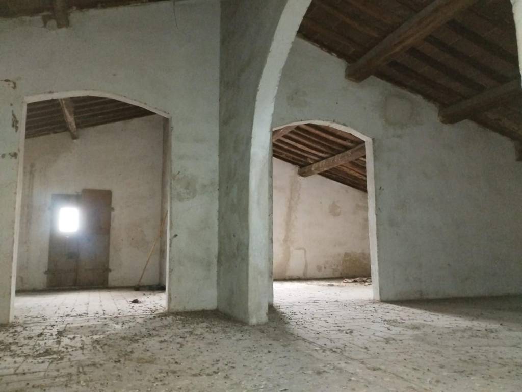intera palazzina in vendita a Palaia
