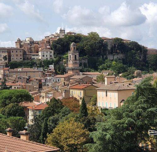 appartamento in vendita a Perugia in zona Centro Città