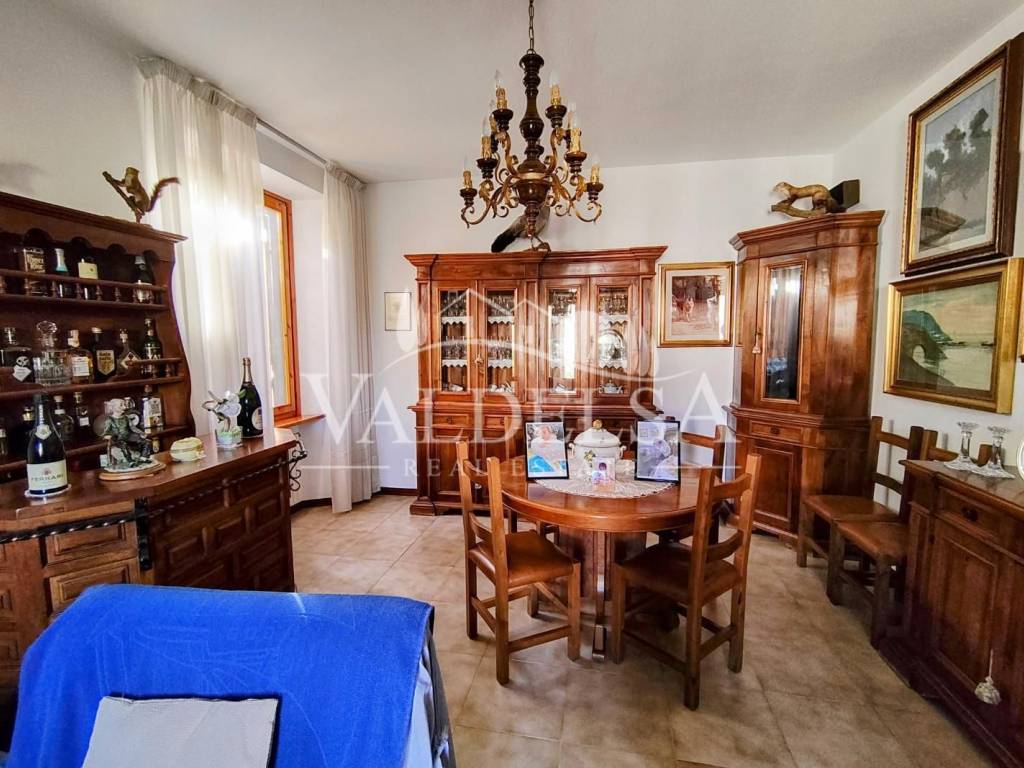 appartamento in vendita a Poggibonsi in zona Centro Storico