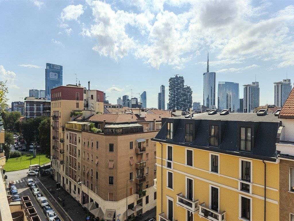 appartamento in vendita a Milano in zona Isola